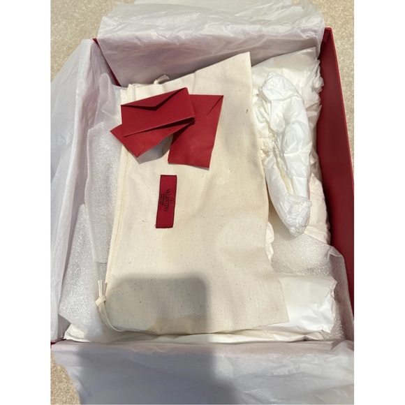 Valentino Pink Rockstud Heels with Slingback - Picture 9 of 10